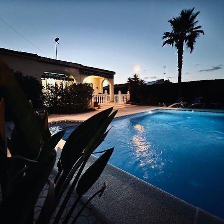 Charming One-Floor Villa With Private Pool In Los Balcones Torrevieja Kültér fotó