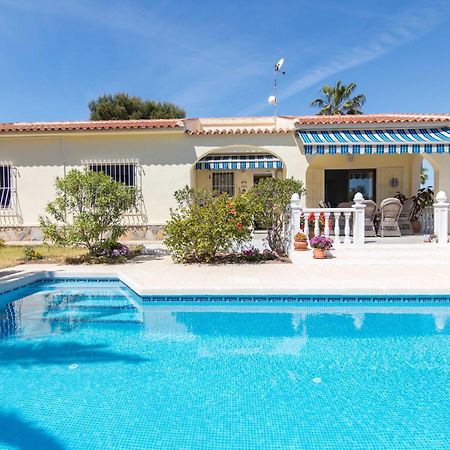 Charming One-Floor Villa With Private Pool In Los Balcones Torrevieja Kültér fotó