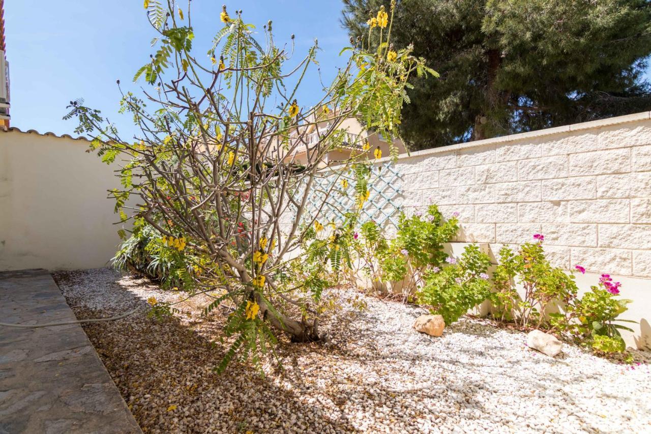 Charming One-Floor Villa With Private Pool In Los Balcones Torrevieja Kültér fotó